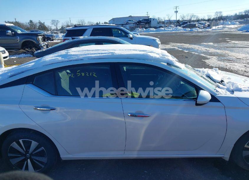 Photo 13 of 2019 Nissan Altima 2.5 SV (VIN 1N4BL4DW0KN300686)