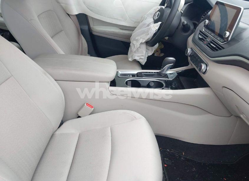 Photo 5 of 2021 Nissan Altima SV INTELLIGENT AWD (VIN 1N4BL4DW0MN315756)