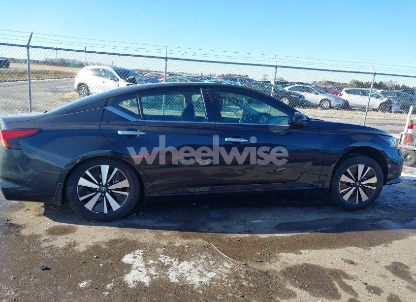 Photo 13 of 2021 Nissan Altima SV INTELLIGENT AWD (VIN 1N4BL4DW0MN316888)