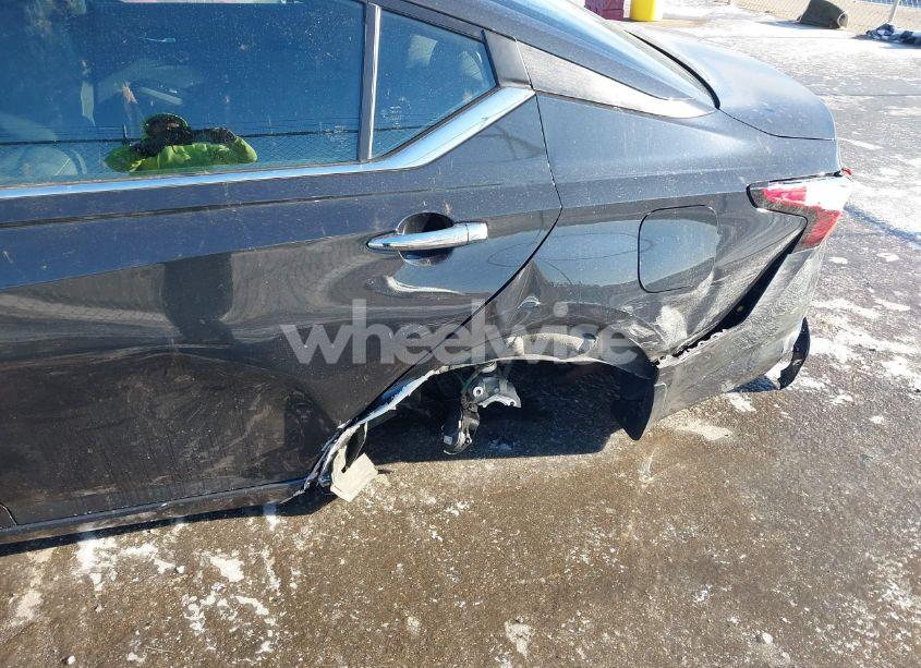 Photo 6 of 2021 Nissan Altima SV INTELLIGENT AWD (VIN 1N4BL4DW0MN316888)