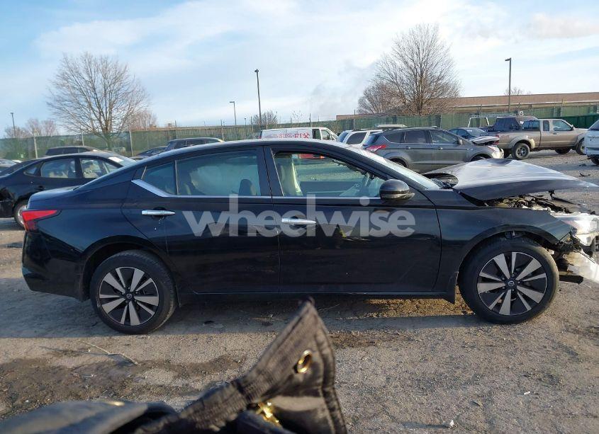 Photo 12 of 2021 Nissan Altima SV INTELLIGENT AWD (VIN 1N4BL4DW0MN345260)