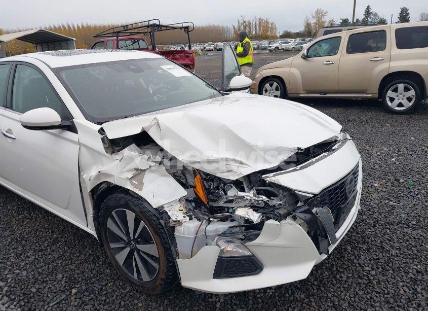Photo 6 of 2021 Nissan Altima SV INTELLIGENT AWD (VIN 1N4BL4DW0MN377724)