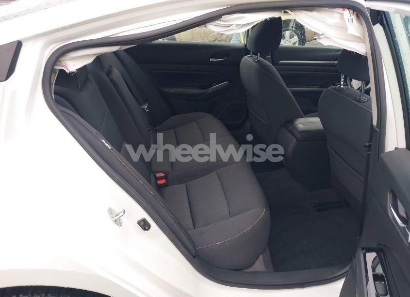 Photo 8 of 2021 Nissan Altima SV INTELLIGENT AWD (VIN 1N4BL4DW0MN377724)