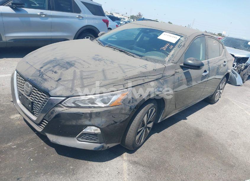 Photo 2 of 2022 Nissan Altima SV INTELLIGENT AWD (VIN 1N4BL4DW0NN366921)