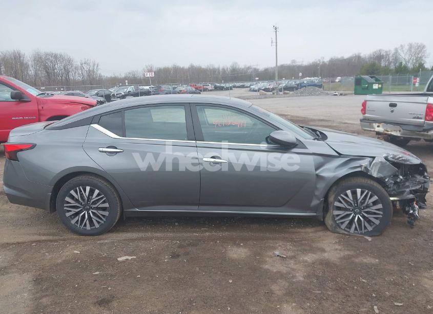 Photo 13 of 2023 Nissan Altima SV INTELLIGENT AWD (VIN 1N4BL4DW0PN302056)