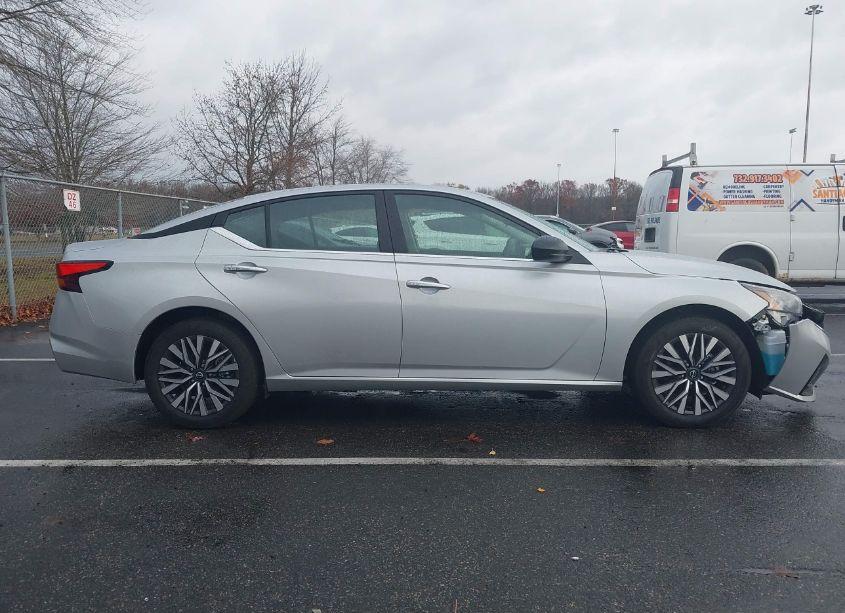 Photo 13 of 2024 Nissan Altima SV INTELLIGENT AWD (VIN 1N4BL4DW0RN425939)