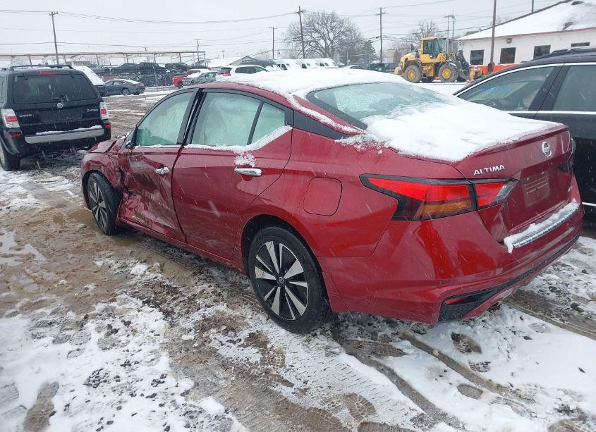 Photo 3 of 2019 Nissan Altima 2.5 SV (VIN 1N4BL4DW1KC187813)