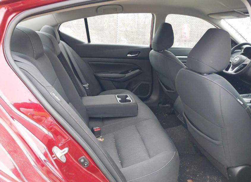 Photo 8 of 2021 Nissan Altima SV INTELLIGENT AWD (VIN 1N4BL4DW1MN410178)