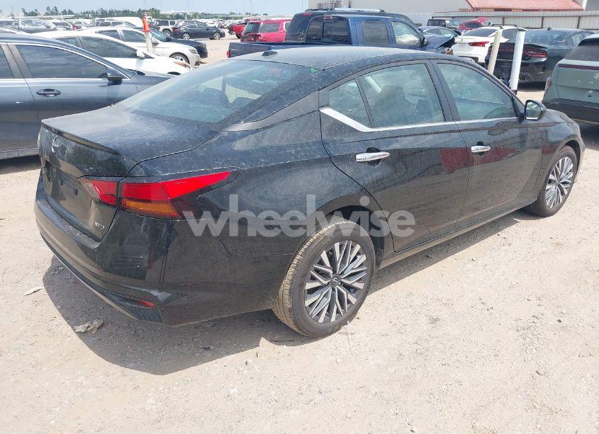 Photo 4 of 2025 Nissan Altima SV AWD (VIN 1N4BL4DW1SN349220)