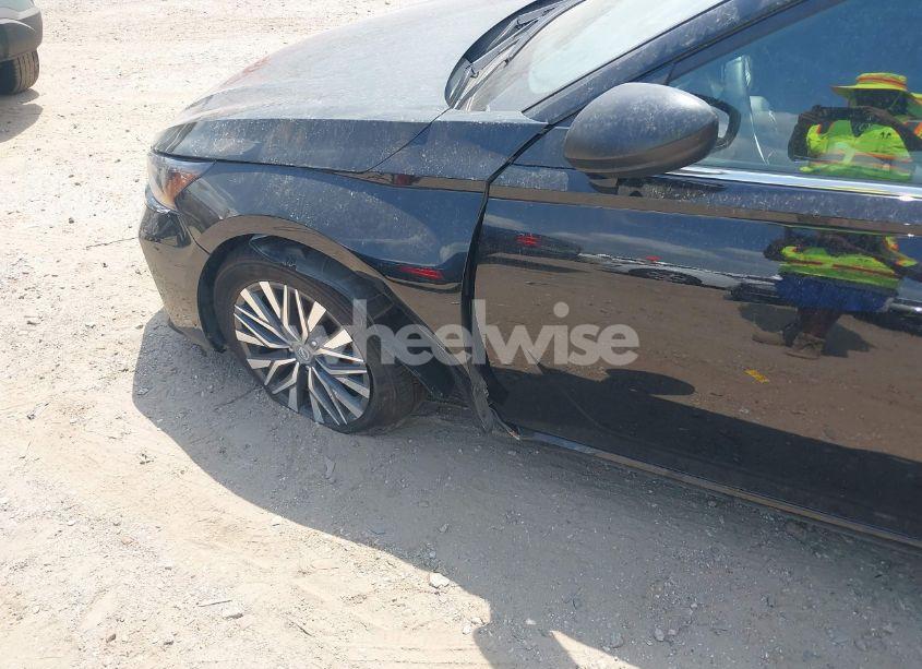 Photo 6 of 2025 Nissan Altima SV AWD (VIN 1N4BL4DW1SN349220)