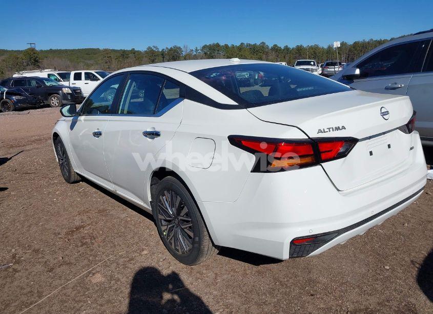 Photo 3 of 2025 Nissan Altima SV AWD (VIN 1N4BL4DW1SN353459)