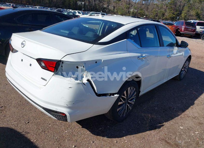 Photo 4 of 2025 Nissan Altima SV AWD (VIN 1N4BL4DW1SN353459)