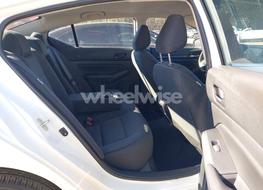 Photo 8 of 2025 Nissan Altima SV AWD (VIN 1N4BL4DW1SN353459)