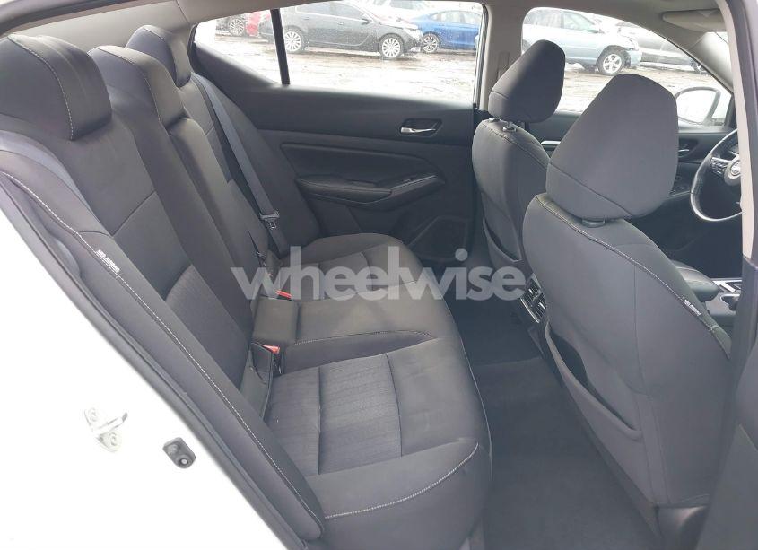 Photo 8 of 2019 Nissan Altima 2.5 SV (VIN 1N4BL4DW2KC157722)