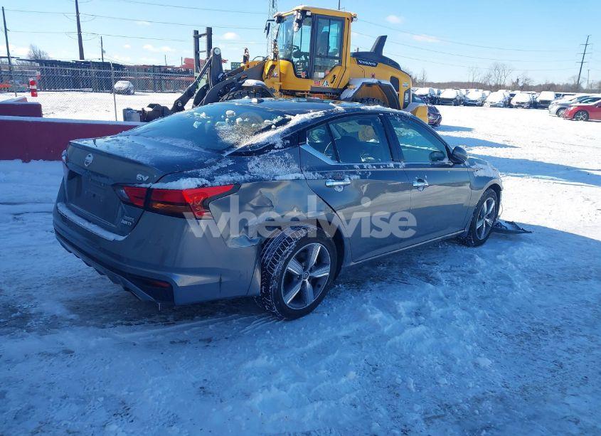 Photo 4 of 2019 Nissan Altima 2.5 SV (VIN 1N4BL4DW2KC190509)