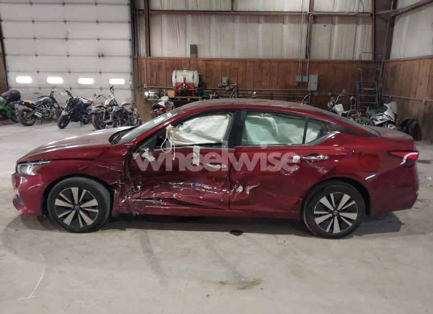 Photo 14 of 2021 Nissan Altima SV INTELLIGENT AWD (VIN 1N4BL4DW2MN302832)