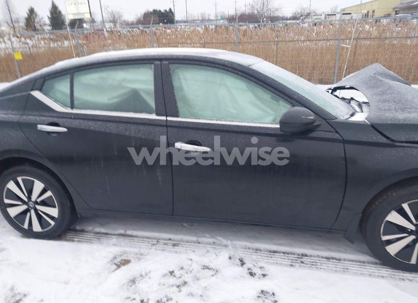 Photo 14 of 2021 Nissan Altima SV INTELLIGENT AWD (VIN 1N4BL4DW2MN406284)