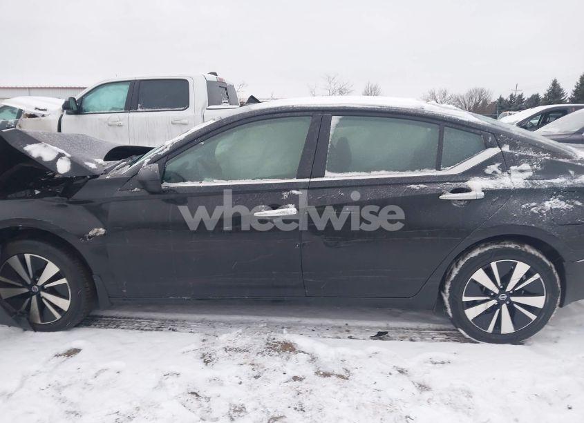 Photo 15 of 2021 Nissan Altima SV INTELLIGENT AWD (VIN 1N4BL4DW2MN406284)