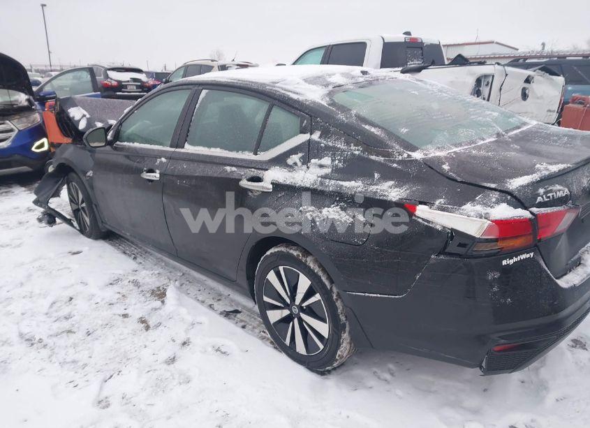 Photo 3 of 2021 Nissan Altima SV INTELLIGENT AWD (VIN 1N4BL4DW2MN406284)