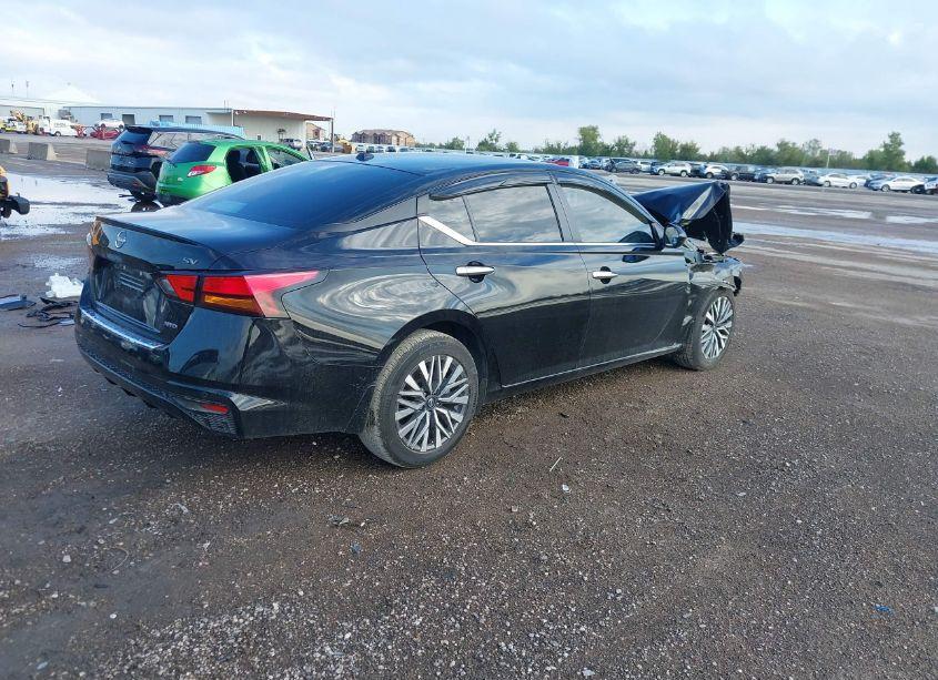 Photo 4 of 2023 Nissan Altima SV INTELLIGENT AWD (VIN 1N4BL4DW2PN346317)