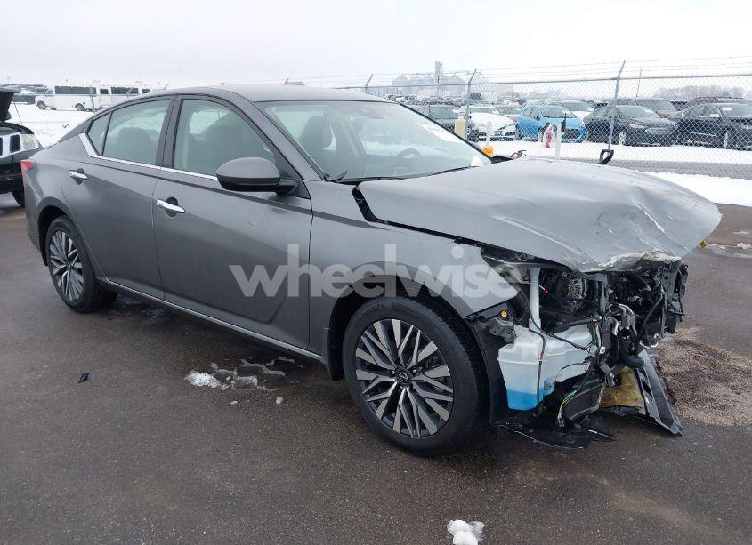 2023 Nissan Altima SV INTELLIGENT AWD (VIN 1N4BL4DW2PN407102) main photo
