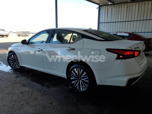 Photo 3 of 2025 NISSAN ALTIMA SV (VIN 1N4BL4DW2SN320549)