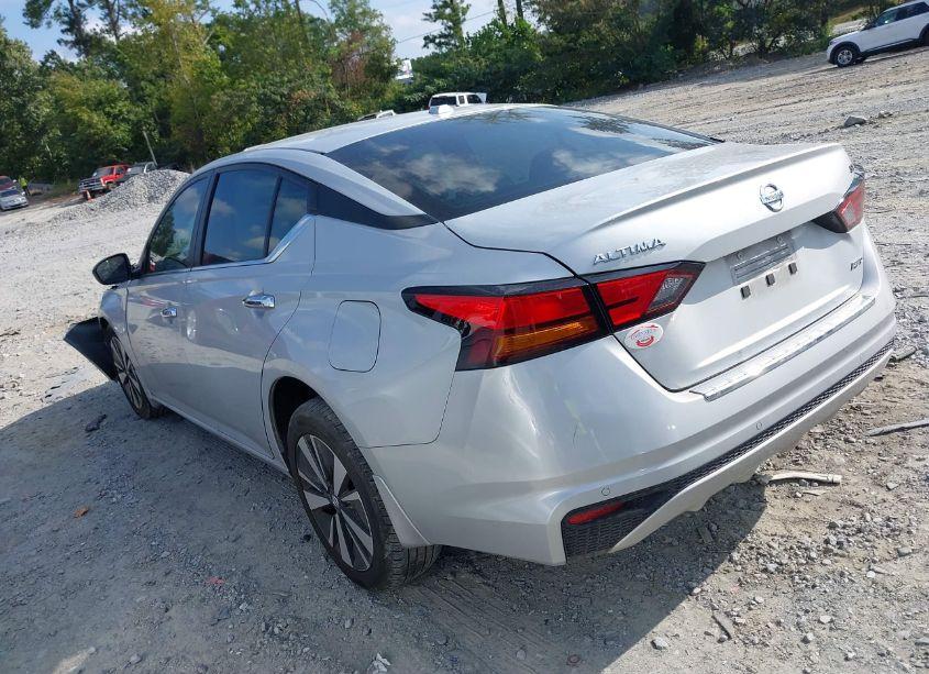 Photo 3 of 2022 Nissan Altima SV INTELLIGENT AWD (VIN 1N4BL4DW3NN346081)