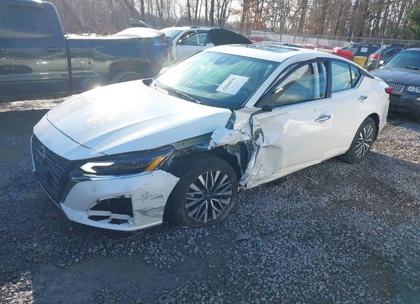 Photo 2 of 2023 Nissan Altima SV INTELLIGENT AWD (VIN 1N4BL4DW3PN402460)