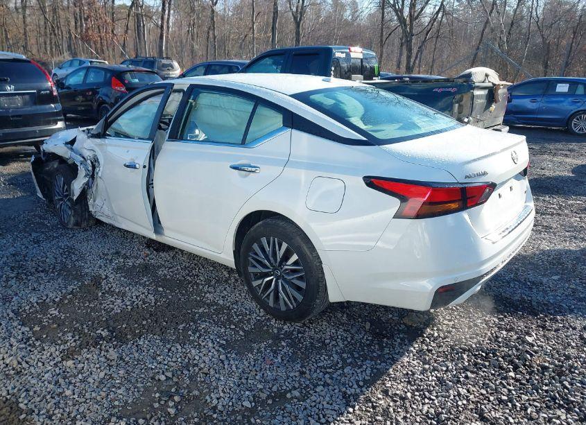 Photo 3 of 2023 Nissan Altima SV INTELLIGENT AWD (VIN 1N4BL4DW3PN402460)