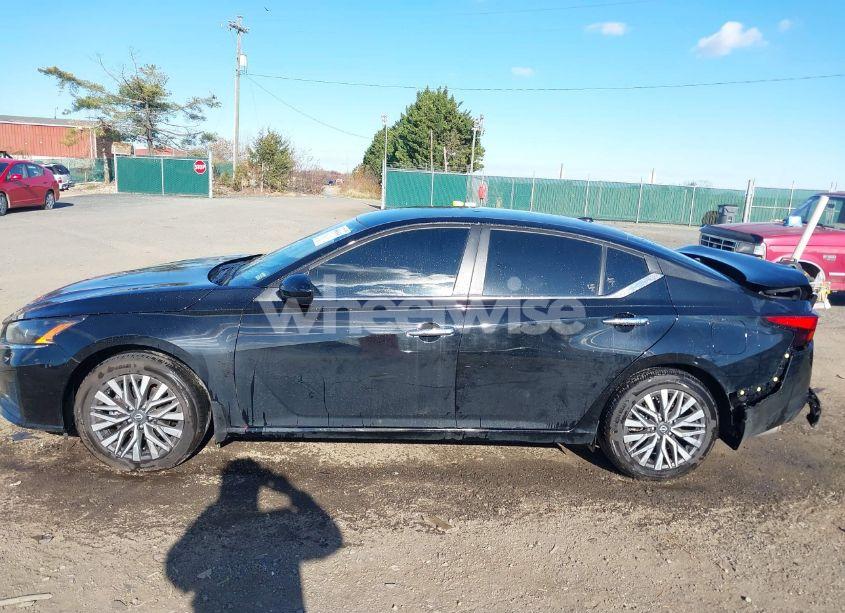 Photo 15 of 2023 Nissan Altima SV INTELLIGENT AWD (VIN 1N4BL4DW3PN409831)