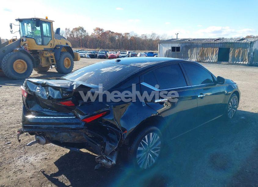 Photo 4 of 2023 Nissan Altima SV INTELLIGENT AWD (VIN 1N4BL4DW3PN409831)