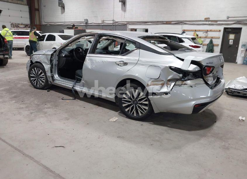 Photo 3 of 2024 Nissan Altima SV INTELLIGENT AWD (VIN 1N4BL4DW3RN401845)