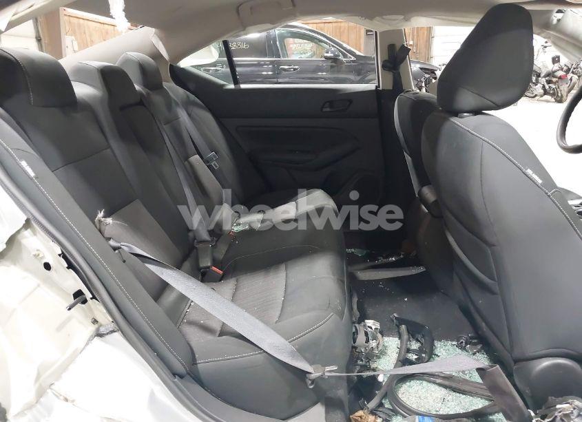 Photo 8 of 2024 Nissan Altima SV INTELLIGENT AWD (VIN 1N4BL4DW3RN401845)