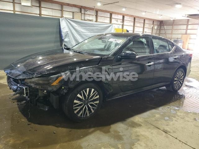 Photo 2 of 2025 NISSAN ALTIMA SV (VIN 1N4BL4DW3SN323489)