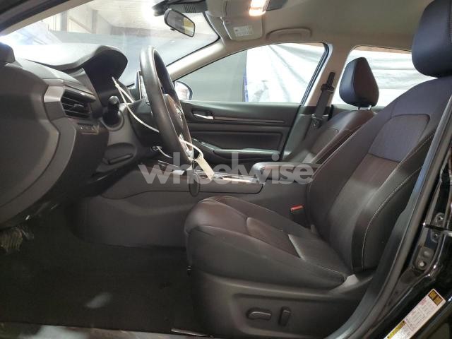 Photo 4 of 2025 NISSAN ALTIMA SV (VIN 1N4BL4DW3SN323489)