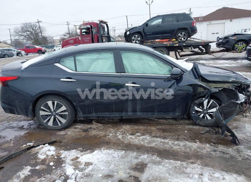 Photo 13 of 2019 Nissan Altima 2.5 SV (VIN 1N4BL4DW4KC133812)