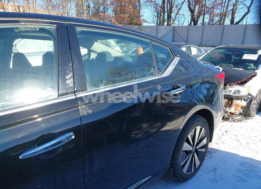 Photo 20 of 2020 Nissan Altima SV INTELLIGENT AWD (VIN 1N4BL4DW4LC246256)