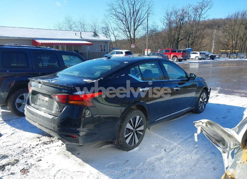 Photo 4 of 2020 Nissan Altima SV INTELLIGENT AWD (VIN 1N4BL4DW4LC246256)