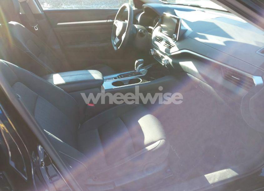 Photo 5 of 2020 Nissan Altima SV INTELLIGENT AWD (VIN 1N4BL4DW4LC246256)