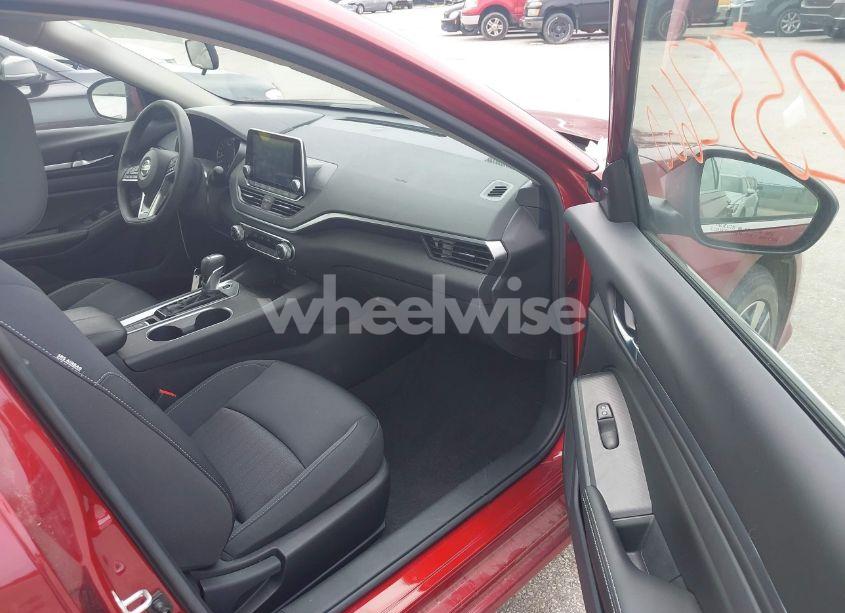 Photo 5 of 2022 Nissan Altima SV INTELLIGENT AWD (VIN 1N4BL4DW4NN345652)