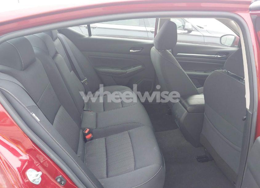 Photo 8 of 2022 Nissan Altima SV INTELLIGENT AWD (VIN 1N4BL4DW4NN345652)