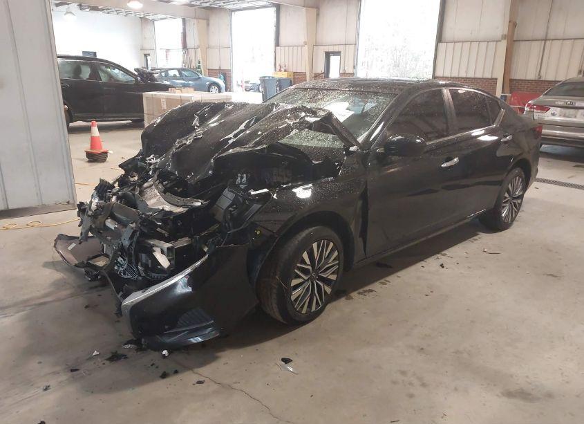 Photo 2 of 2023 Nissan Altima SV INTELLIGENT AWD (VIN 1N4BL4DW4PN323296)