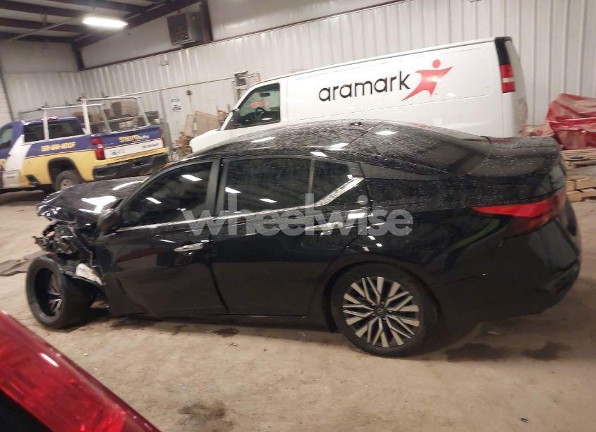 Photo 15 of 2024 Nissan Altima SV INTELLIGENT AWD (VIN 1N4BL4DW4RN352591)