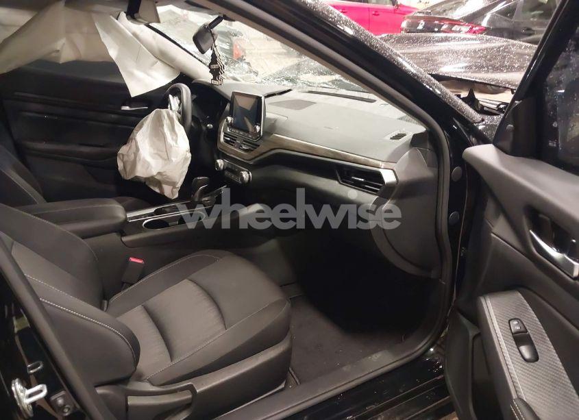 Photo 5 of 2024 Nissan Altima SV INTELLIGENT AWD (VIN 1N4BL4DW4RN352591)