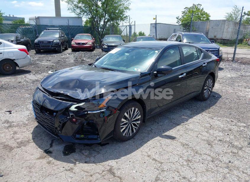 Photo 2 of 2024 Nissan Altima SV INTELLIGENT AWD (VIN 1N4BL4DW4RN395263)