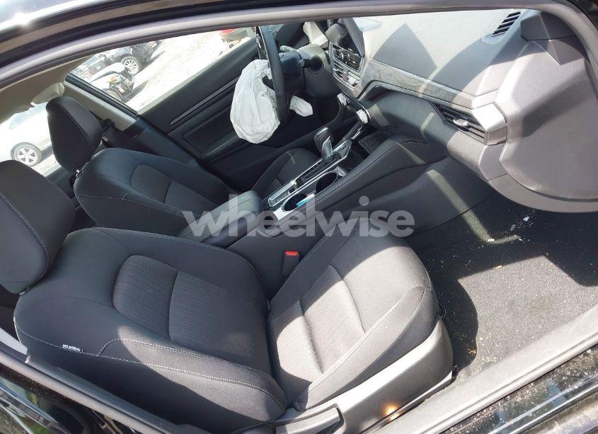 Photo 5 of 2024 Nissan Altima SV INTELLIGENT AWD (VIN 1N4BL4DW4RN395263)