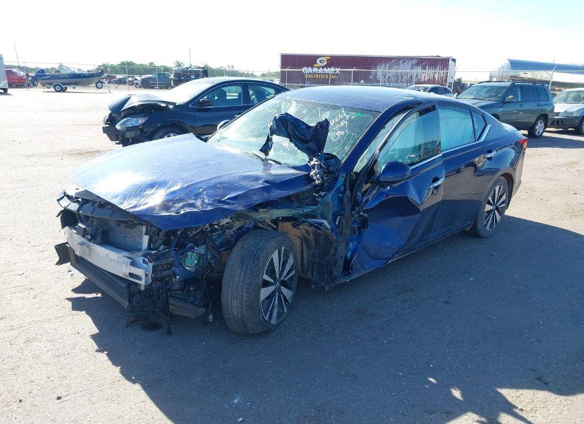 Photo 2 of 2019 Nissan Altima 2.5 SV (VIN 1N4BL4DW5KN306936)