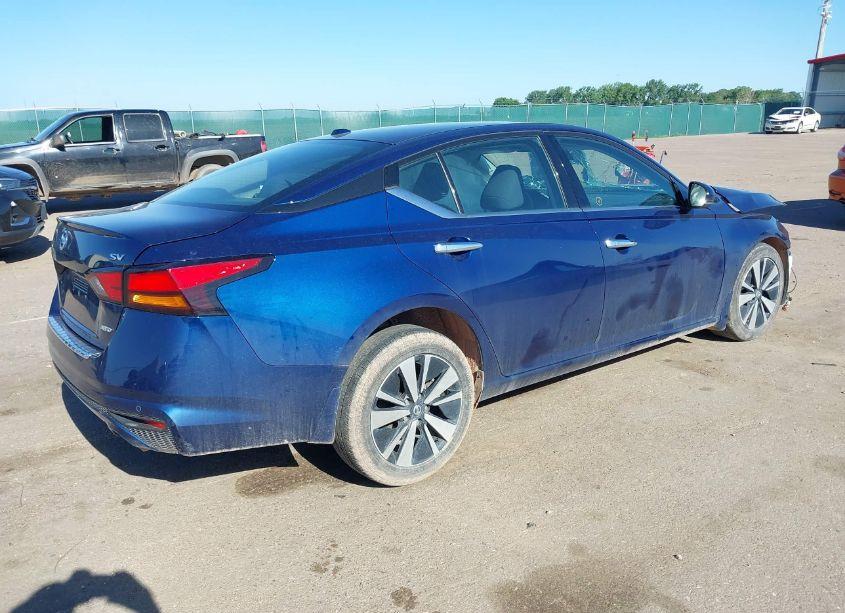 Photo 4 of 2019 Nissan Altima 2.5 SV (VIN 1N4BL4DW5KN306936)