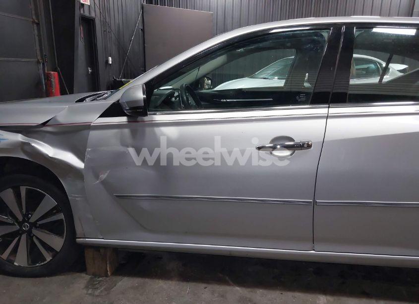 Photo 19 of 2020 Nissan Altima SV INTELLIGENT AWD (VIN 1N4BL4DW5LC175181)