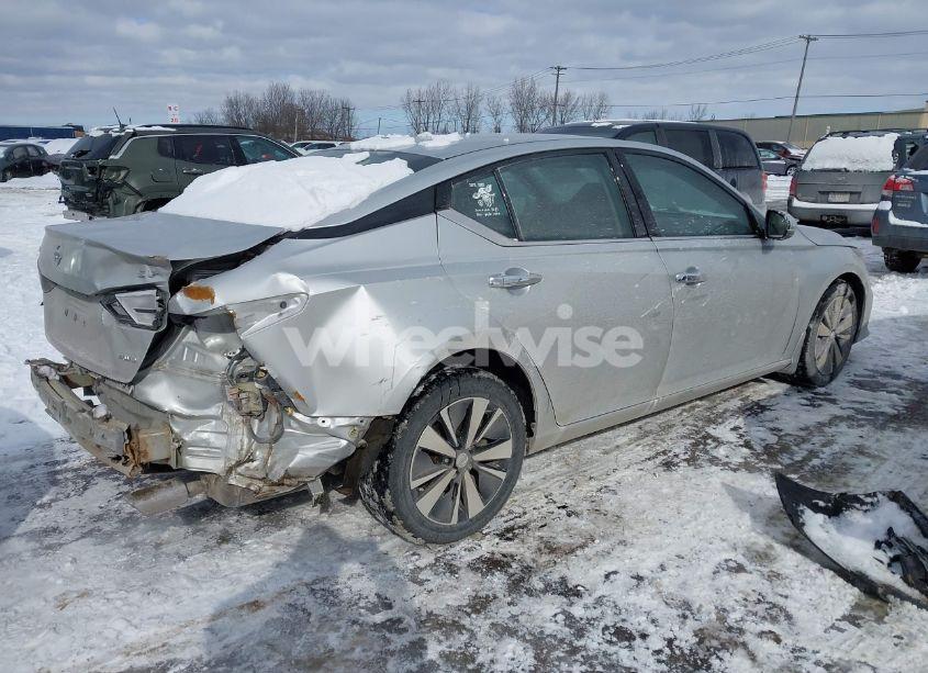 Photo 4 of 2020 Nissan Altima SV INTELLIGENT AWD (VIN 1N4BL4DW5LC182177)